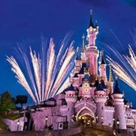 Proche Disney Et Paris - Studio Terrasse Et Parking Prive Montévrain Eksteriør bilde