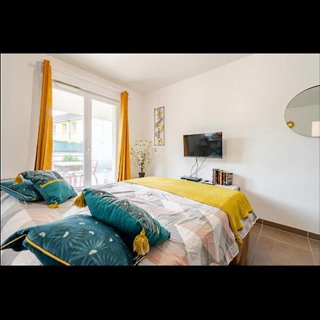 Proche Disney Et Paris - Studio Terrasse Et Parking Prive Montévrain Eksteriør bilde